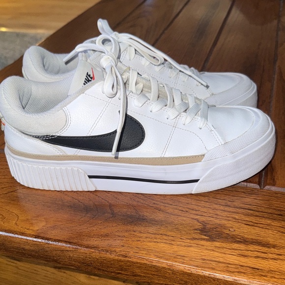 Nike Court Legacy Lift Women’s Platform Sneakers - Picture 6 of 10